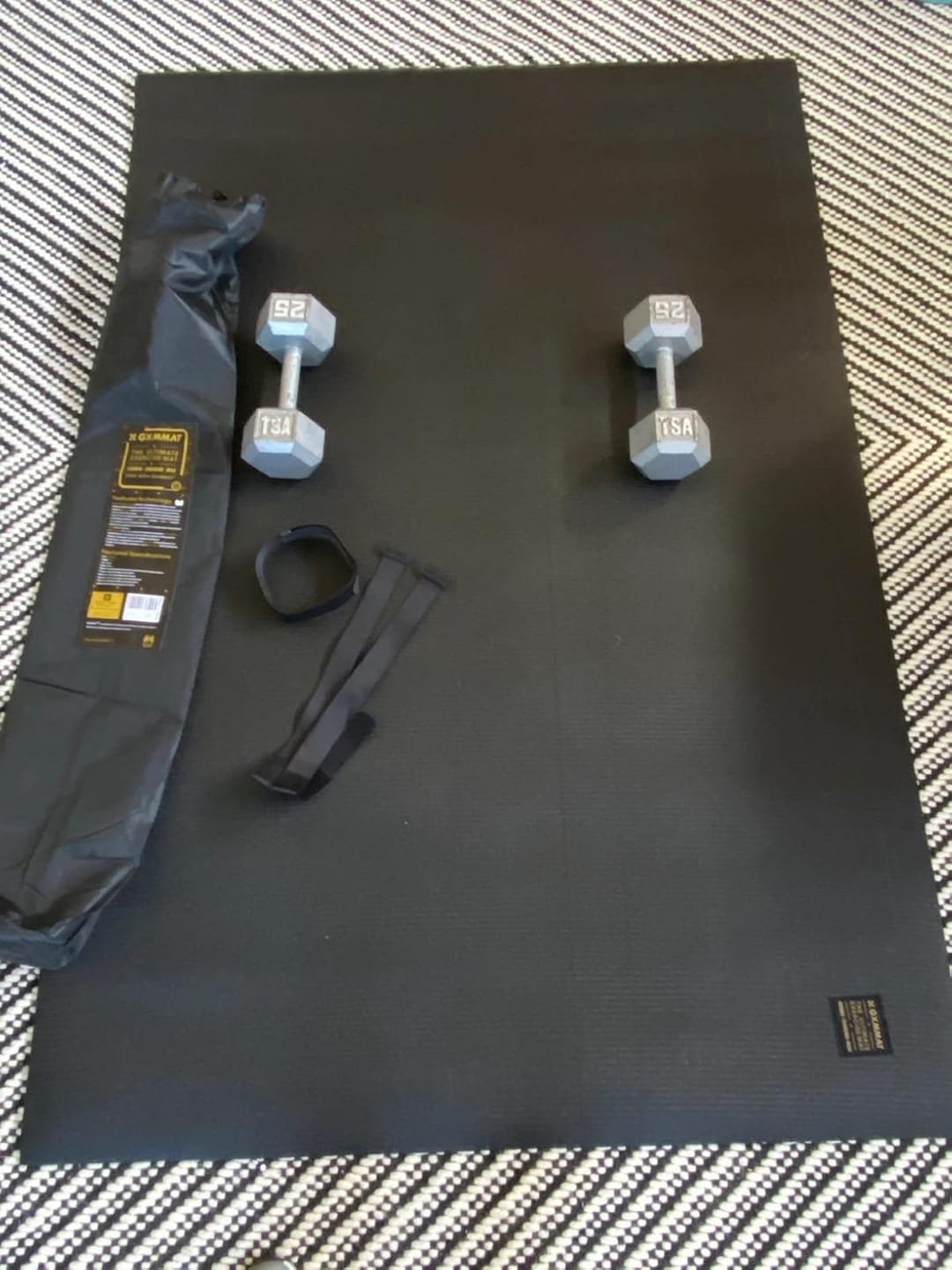 Customer photo review of GXMMAT Large Exercise Mat 6'x4'