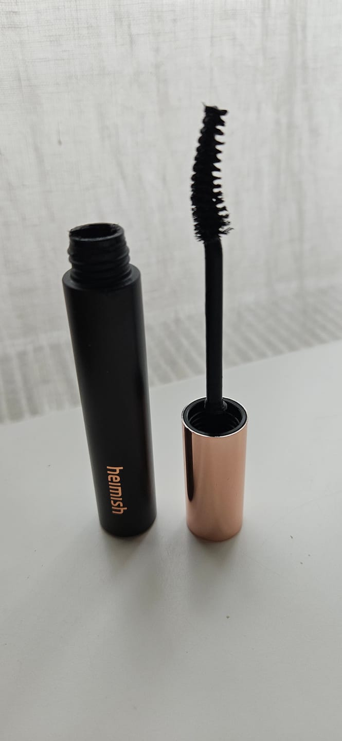 Customer photo review of Pagarinoša skropstu tuša Heimish Dailism Smudge Stop Mascara