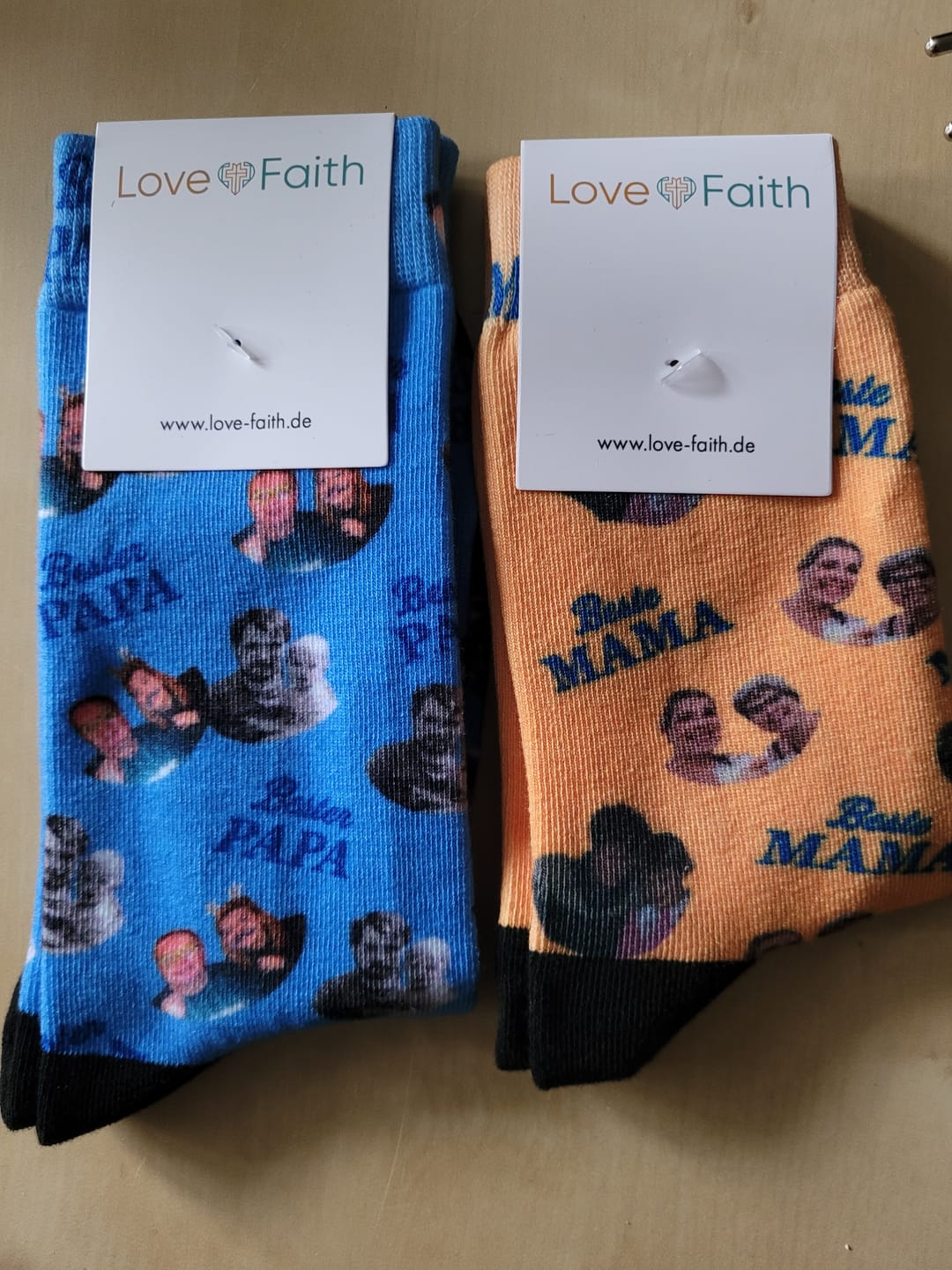 Customer photo review of Bester Papa - Personalisierte Socken für die Familie mit Foto