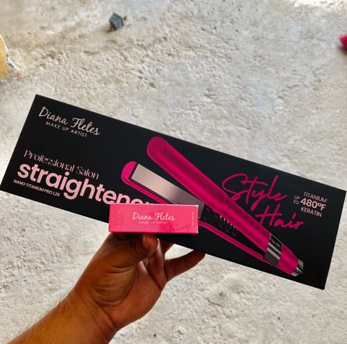 Customer photo review of Plancha Profesional Titanium con Tecnología Italiana Diana Fletes