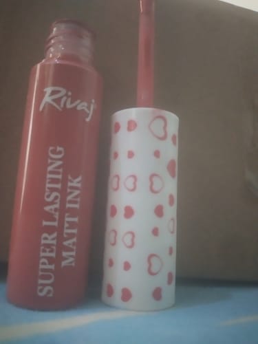 Customer photo review of Super Lasting Matte Ink Lip Gloss