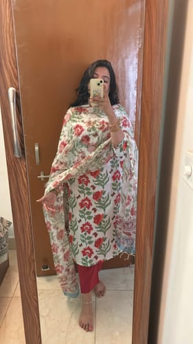 Customer photo review of "Kasturi" Cotton Kurta Set with Kota Doria Dupatta(3pc)