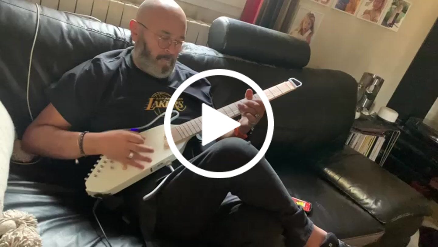 Customer video review of Donner HUSH-I Pro Guitare Modes sonores multiples Guitare de voyage portable