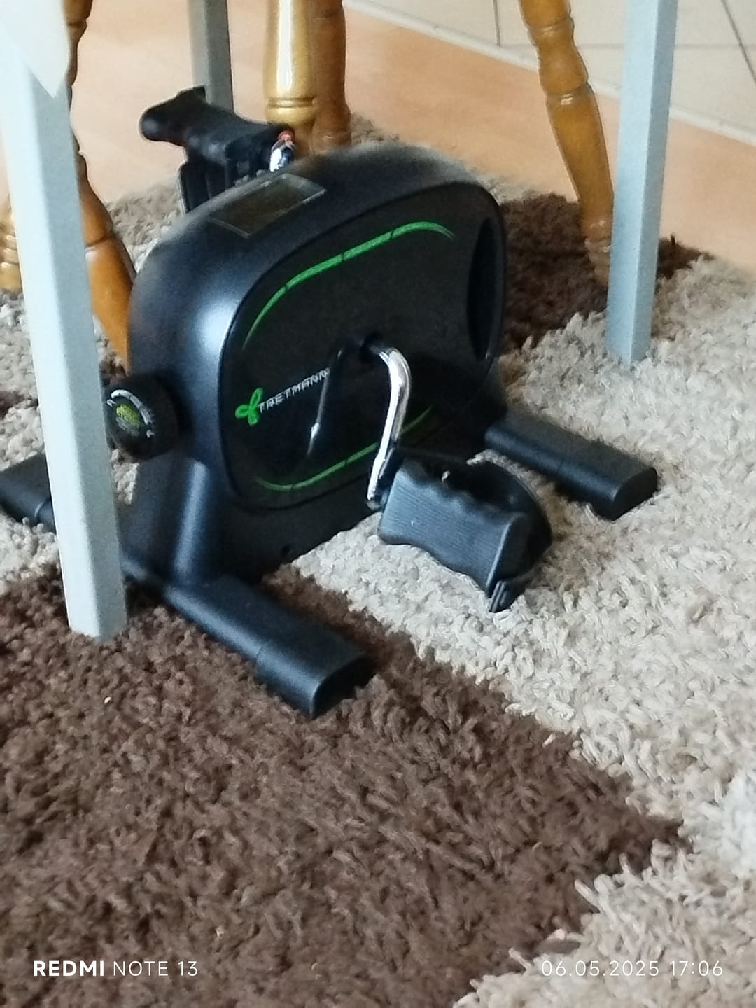 Customer photo review of Pedaltrainer BASIC Set