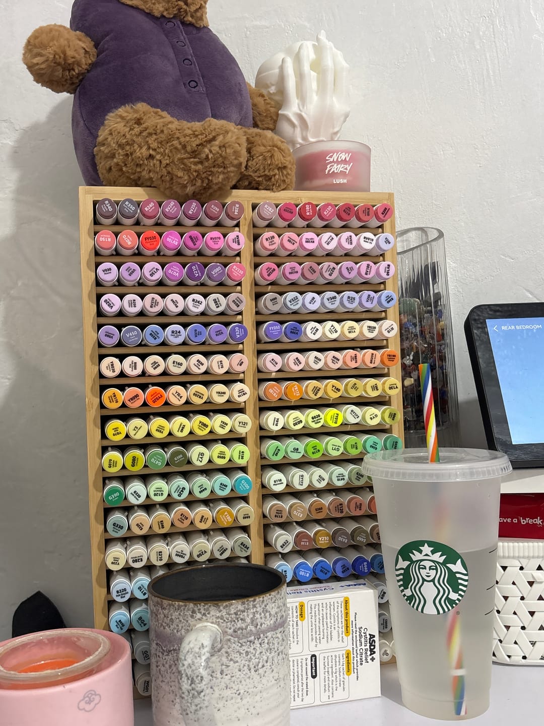 Customer photo review of Ohuhu Bamboo Marker Organizer (Europe Only)