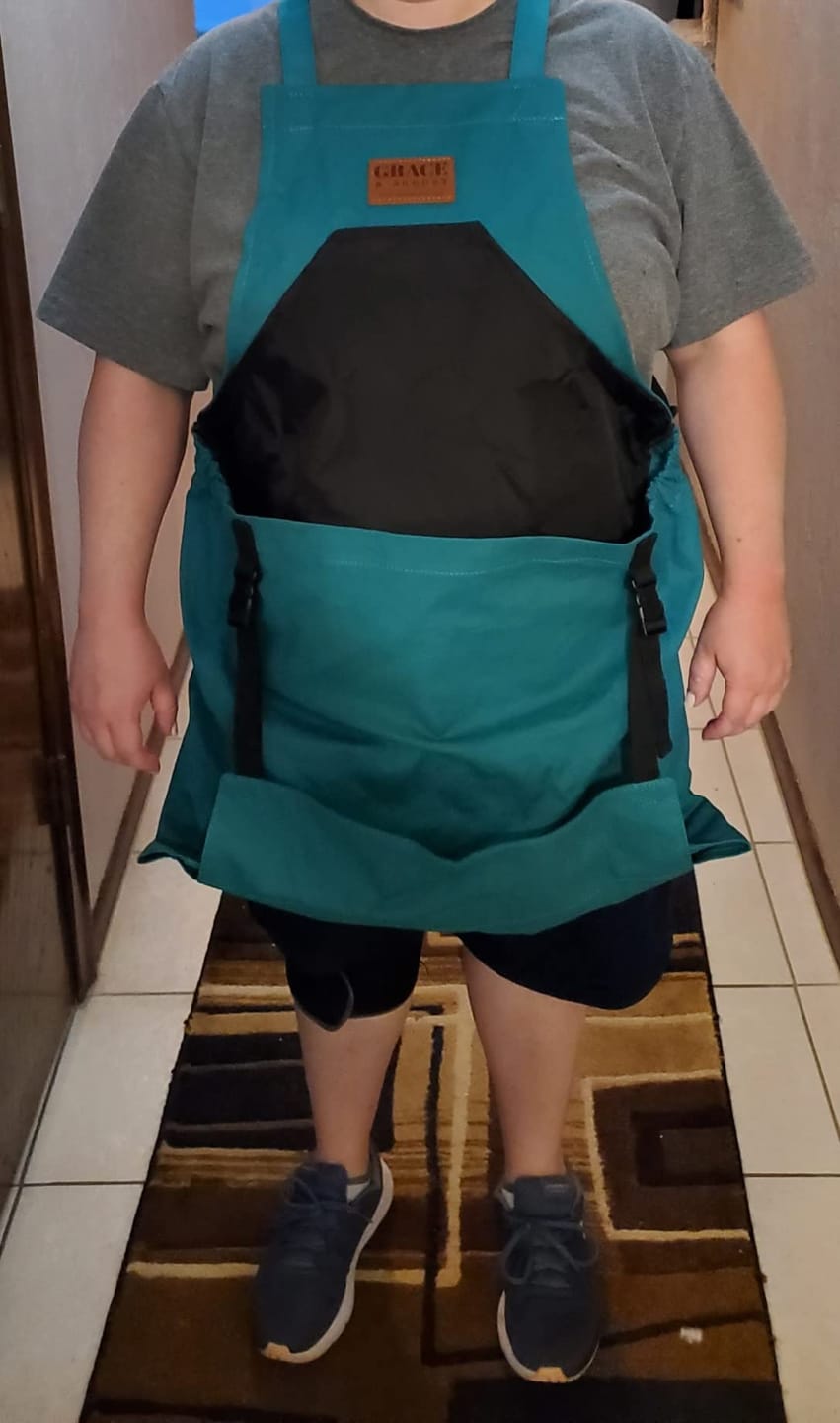 Customer photo review of Garden Apron, Gardening Apron with Pockets - Canvas & Adjustable, Great Gift for Gardeners