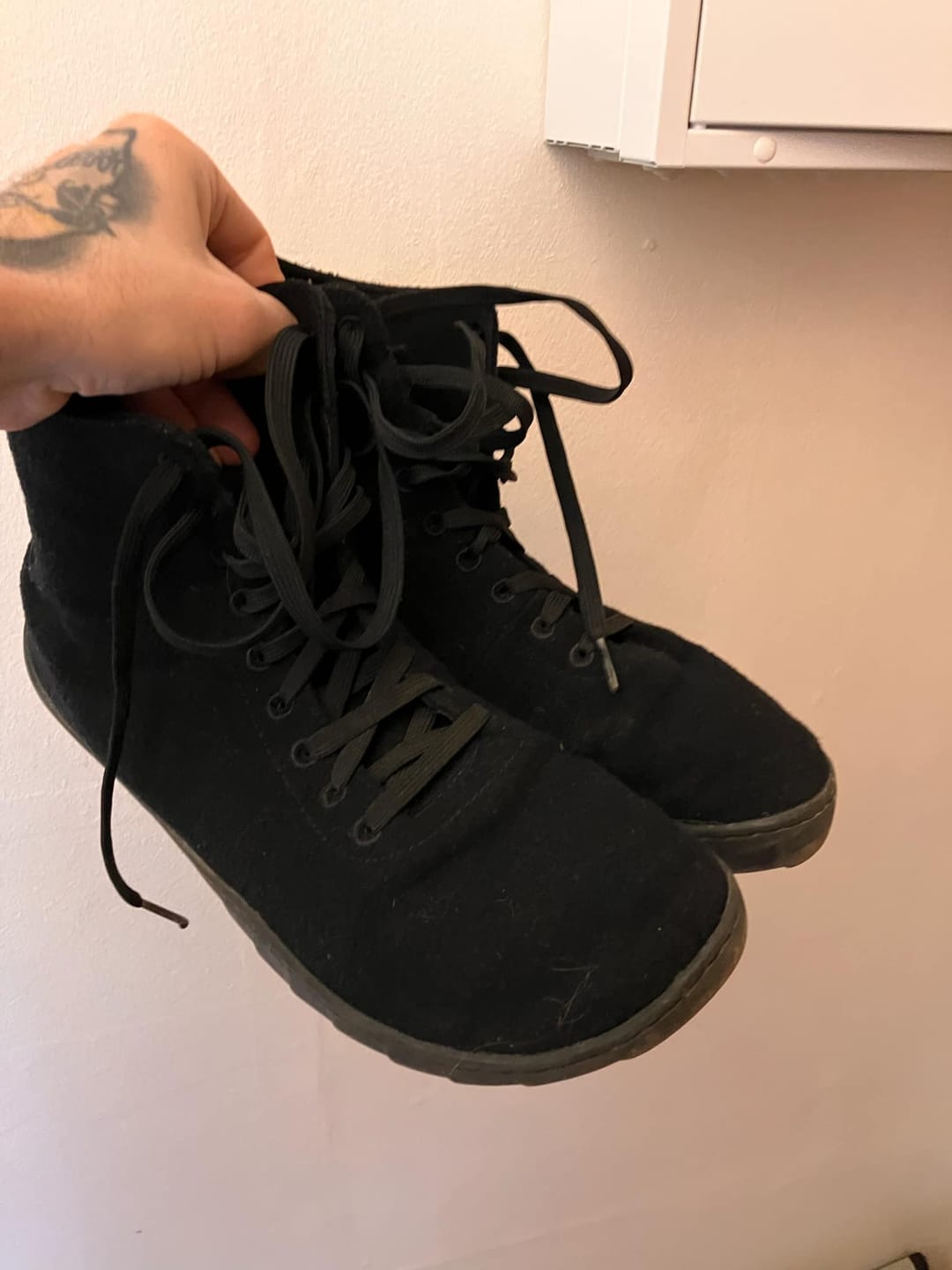 Customer photo review of Vaistoa Tunto -paljasjalkatennarit