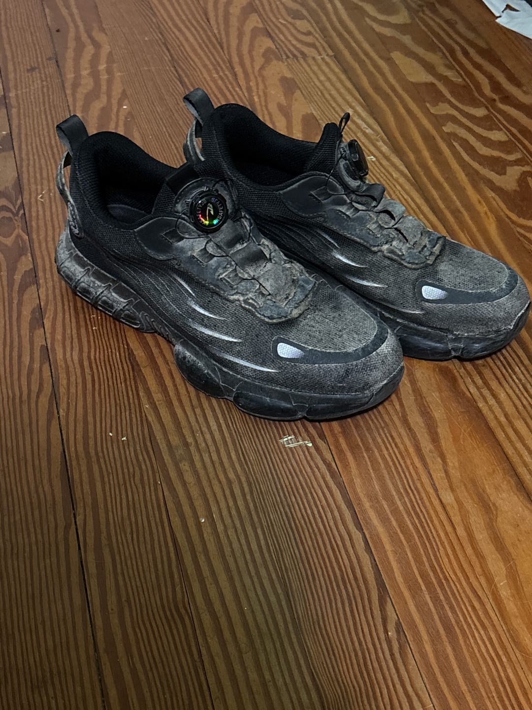 Customer photo review of Maven Steel Toe Knob Lacing Work Sneakers