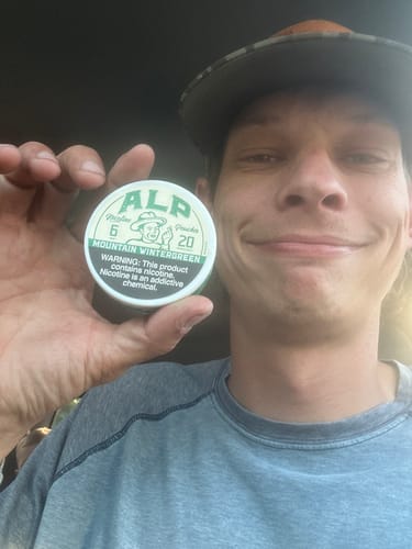 undefined review of Mountain Wintergreen Nicotine Pouches image 1 out of 1