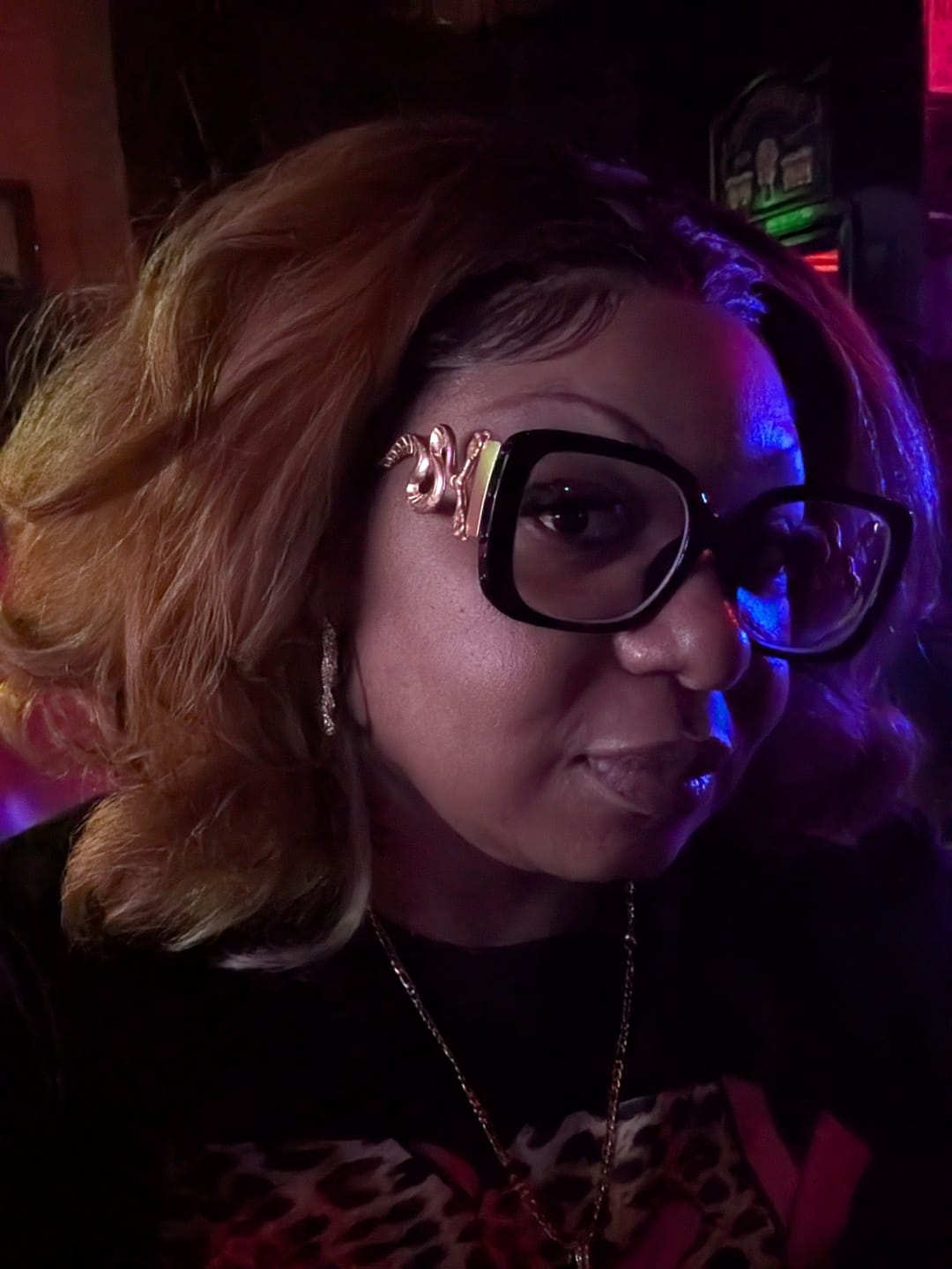 Customer photo review of Chade Magic Lace Heart Hairline Glueless Y-Part HD Lace Front Wig - MHH05