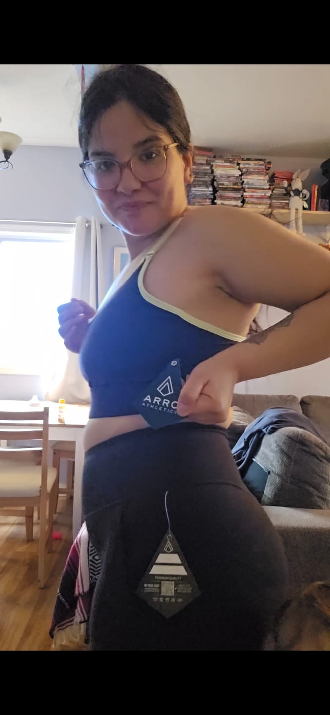 Customer photo review of MixUp Flared Leggings