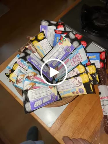 Customer video review of Feaster Basket - 24 Bar Super Valu Pack !