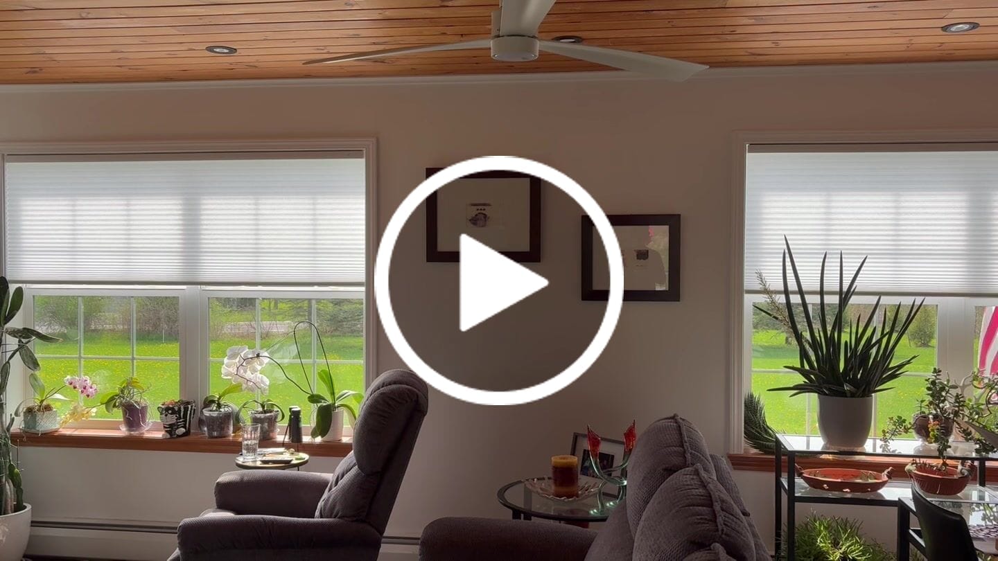 Customer video review of SmartWings Motorized Light Filtering Cellular Shades Nowa