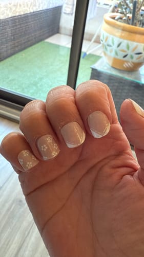 Customer photo review of Rosa Chevron | Stickers de Esmalte