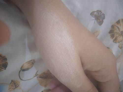 Customer photo review of Highlighter Glowing Liquid