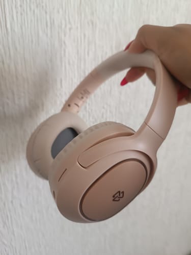 Customer photo review of Audífonos Inalámbrico On ear | STF VIVA | Micrófono removible 3 hrs uso Omnidireccional Rosa