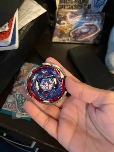 Customer photo review of Takara Tomy Big Bang Pegasus Beyblade BB-105 / Cosmic Pegasus F:D - With Launcher