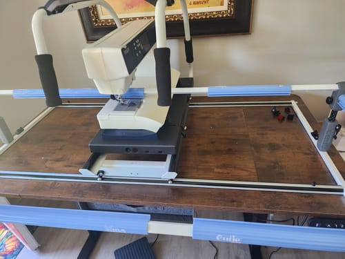 Customer photo review of Cutie Breeze Tabletop Quilting Frame