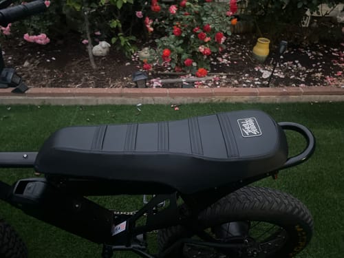 Customer photo review of Custom Seat Cover: Macfox X1