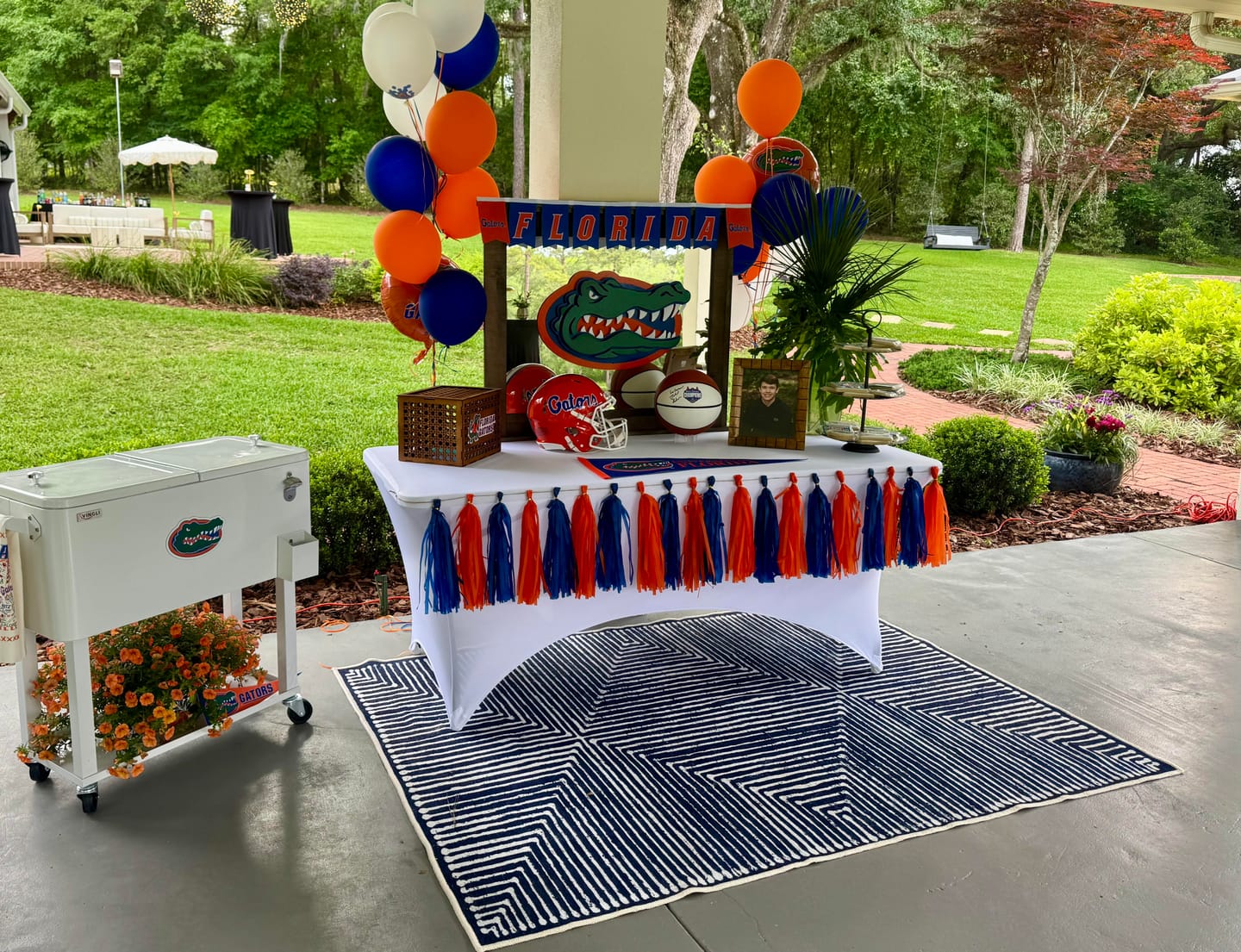Customer photo review of Florida Gators "GATOR HEAD"  3D Vintage Metal Wall Art