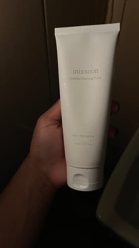 Customer photo review of Centella Cleansing Foam