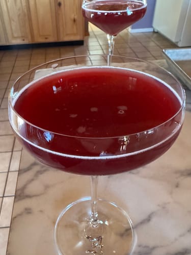 Customer photo review of THC Seltzer Giveaway - Black Currant