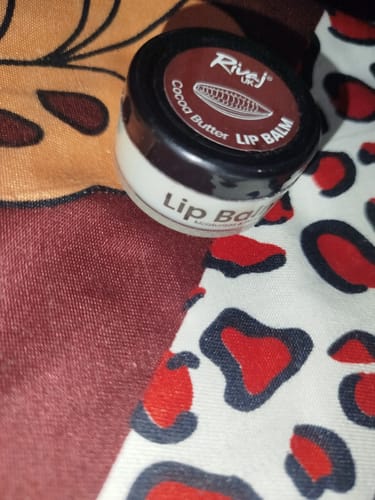 Customer photo review of Cocoa Butter Lip Balm 10g