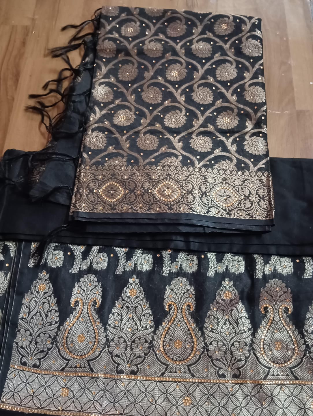 Customer photo review of Black Kalgha Jaal Banarasi Silk Suit