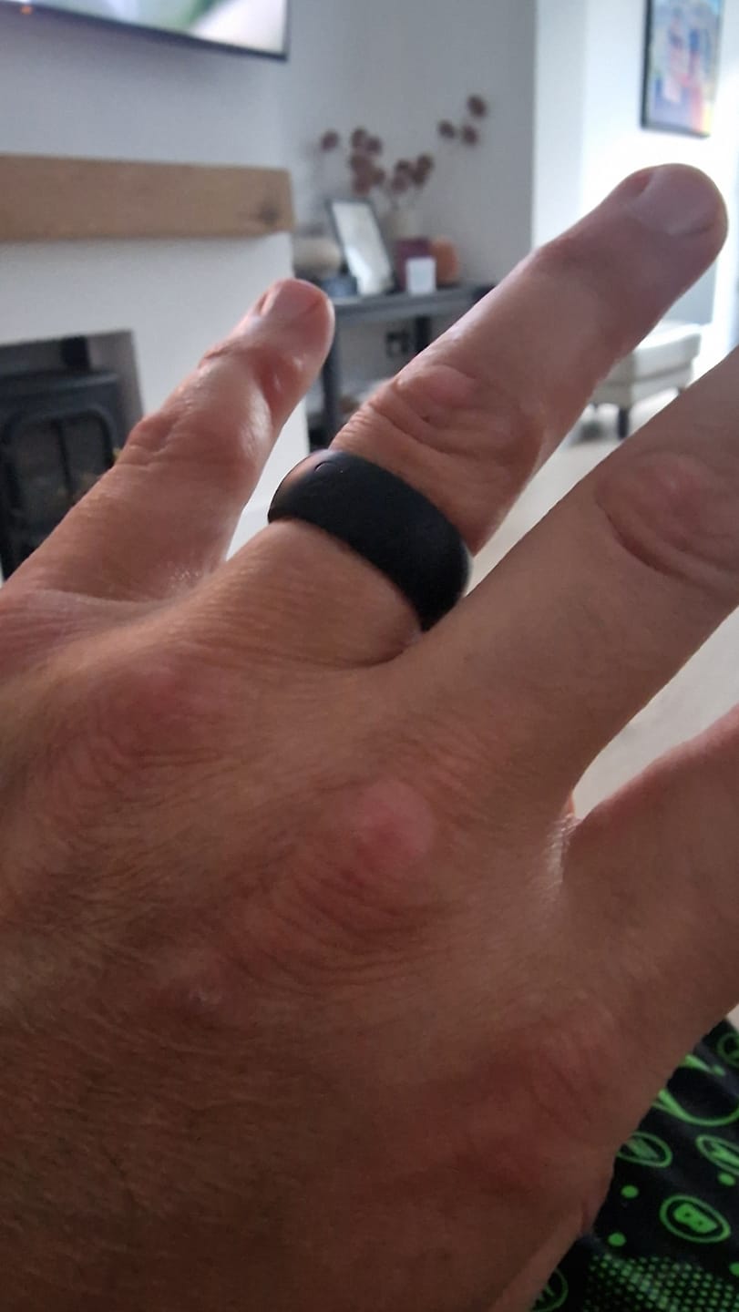 Customer photo review of botthms Black Active Silicone Ring