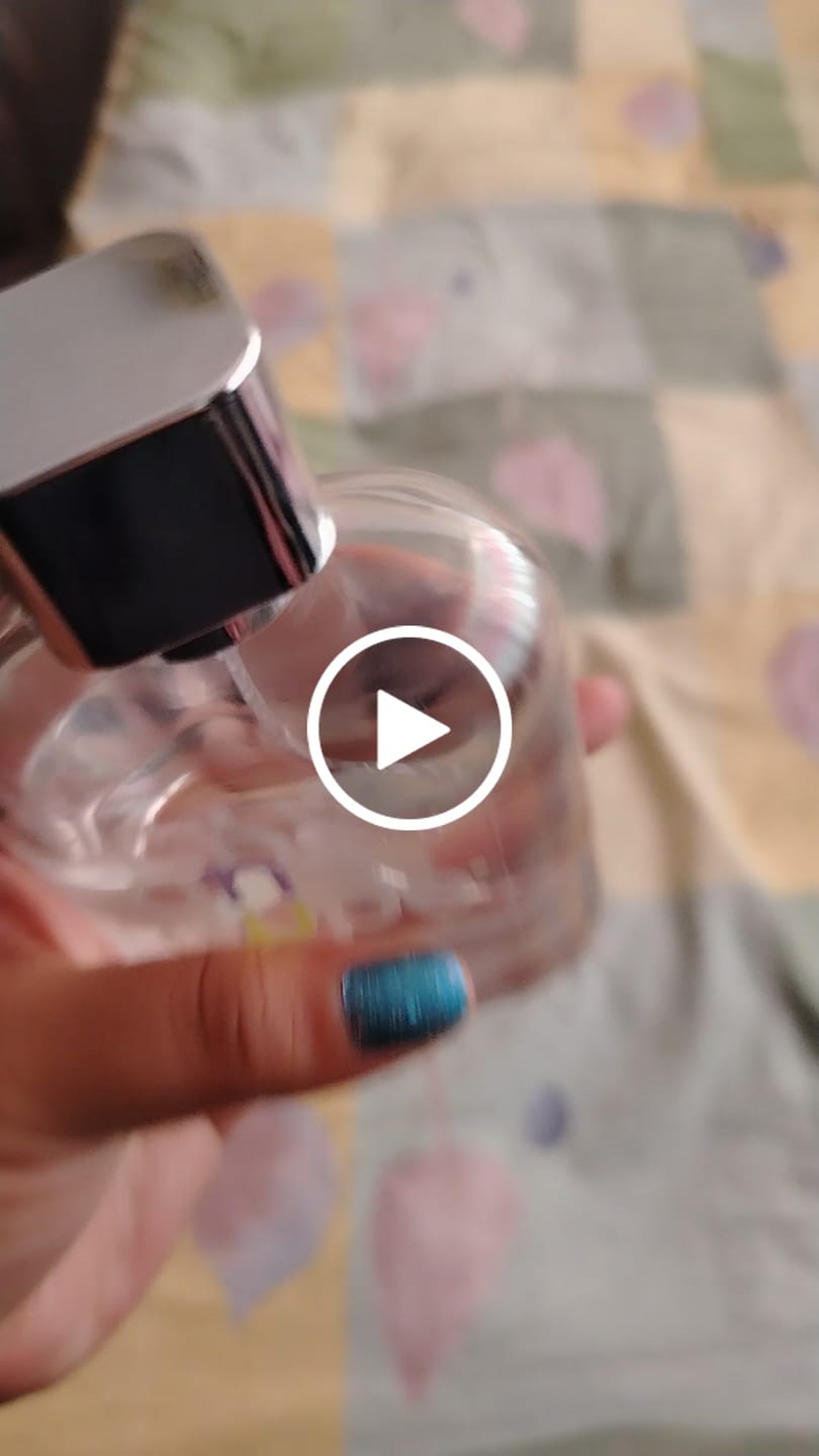 Customer video review of Perfume inspirado en Bright Crystal Versace