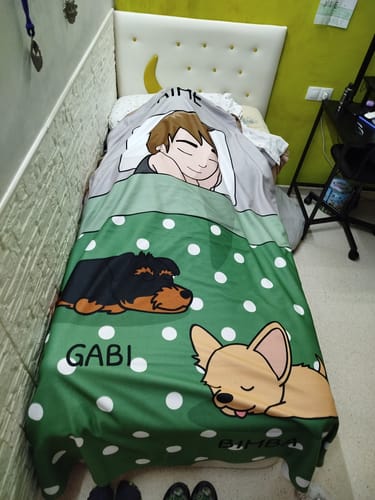 Customer photo review of Hora de mimos con los peluditos single - Manta personalizada