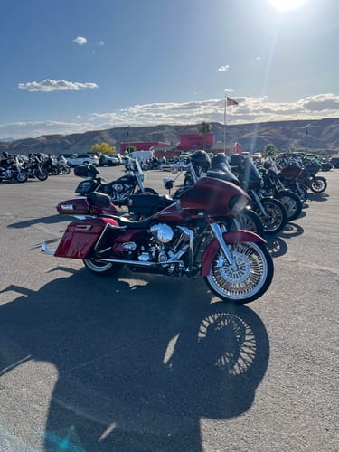 Customer photo review of HR3 Detachable 2 Up Pack Mounting Luggage Rack For Harley Tour Pak Touring FL 2014-2023 Road King Street Glide Road Glide