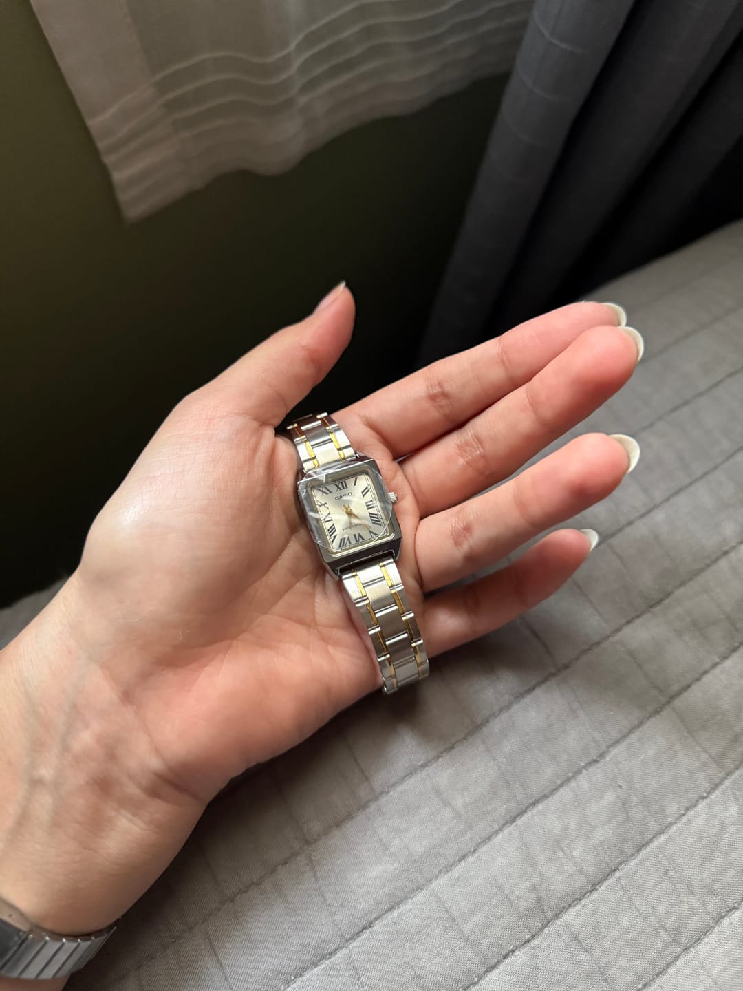 Customer photo review of Reloj Casio Tank Análogo LTP-V007SG-9BUDF Acero Champaña