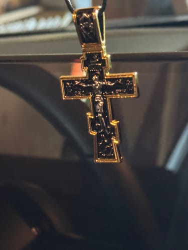 Customer photo review of Christianartworkshop Retro Style Crucified Jesus Bicolor Alloy Pendant Necklace
