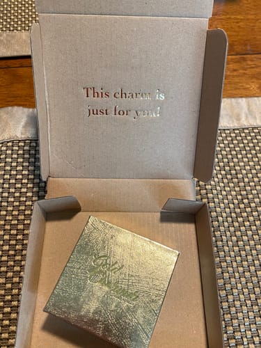 Customer photo review of 9ct 375 Gold Engraved Heart Shaped Padlock (1977)