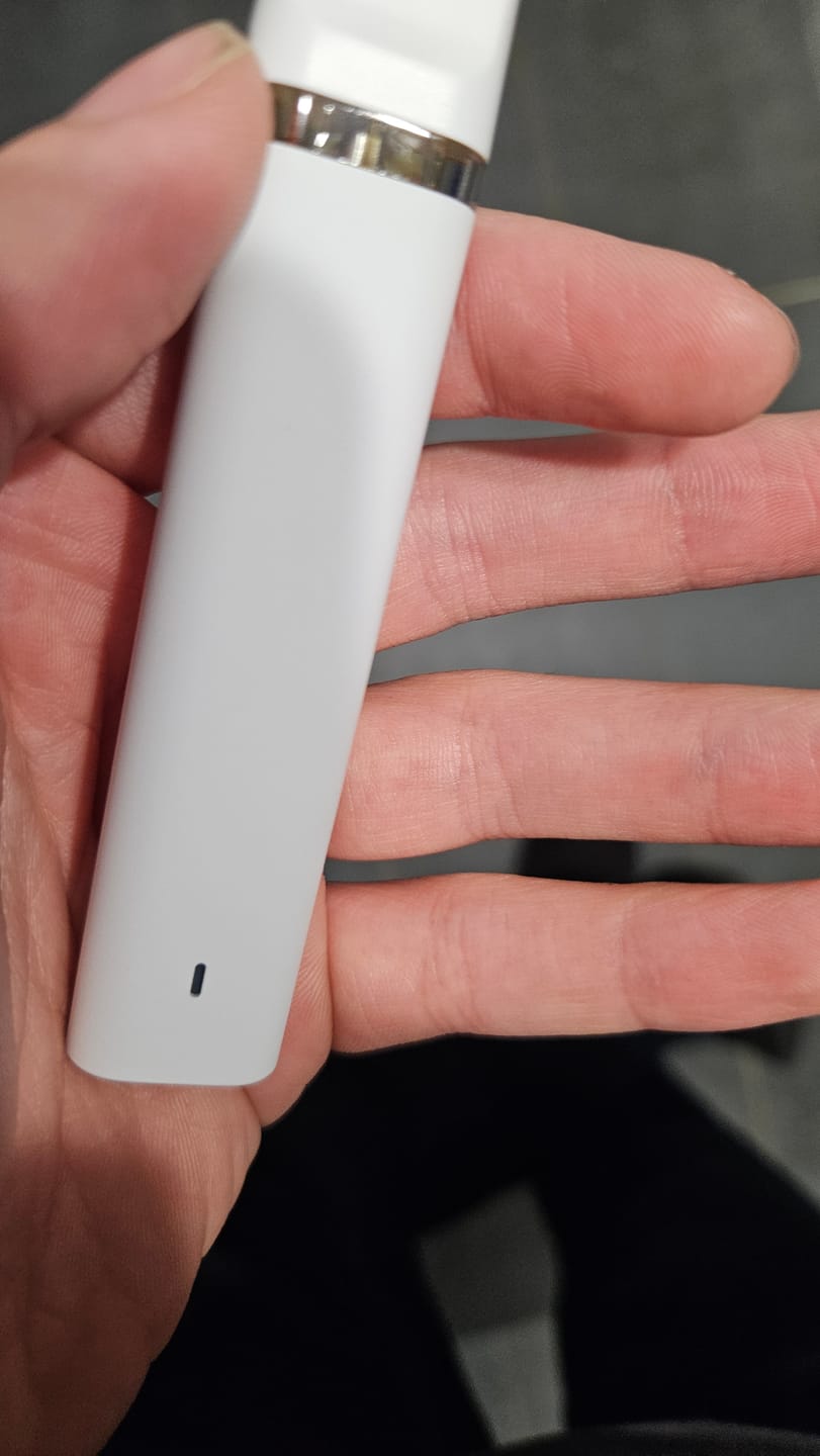 Customer photo review of HHZ Vape Pen 95% - Pink Berry