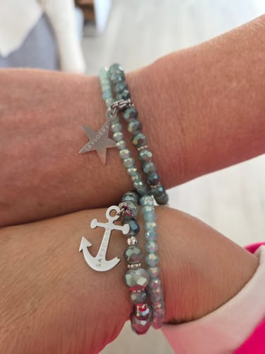 Kerstin S. review of 2 Charms im Set: »Abgebrochener Stern und Anker« am Karabiner image 1 out of 1