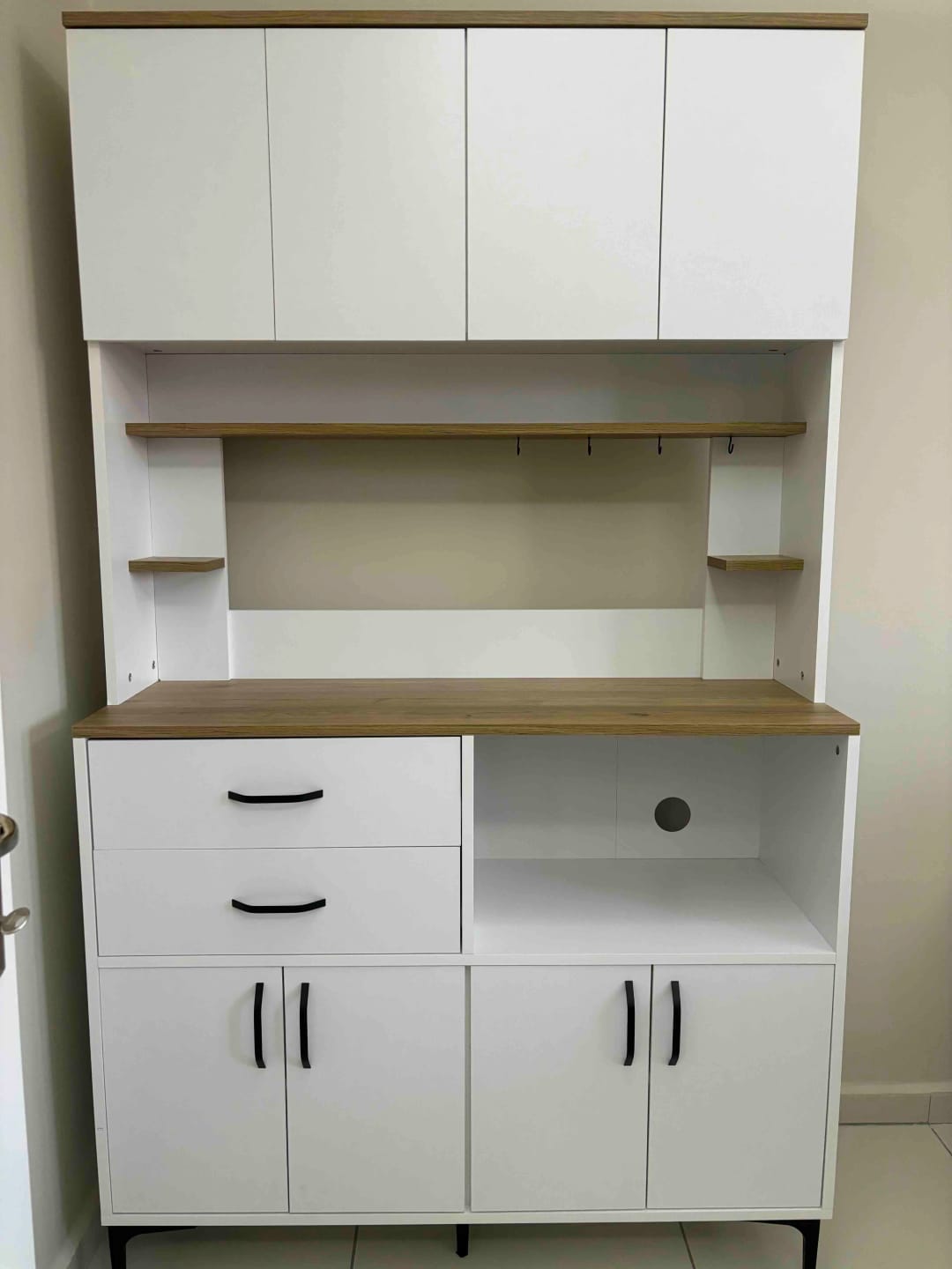 Customer photo review of Rani JE179 Çok Amaçlı Dolap 8 Kapaklı 2 Çekmeceli Kiler Mutfak Dolabı Beyaz - Sepet Ceviz