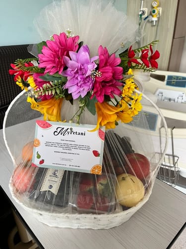 Customer photo review of Luxurious Lilit Tun Teja Fruit Basket [Malaysia]