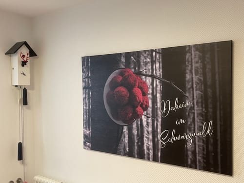 Customer photo review of Personalisierte Leinwand - Schwarzwald mit traditionellem Bollenhut