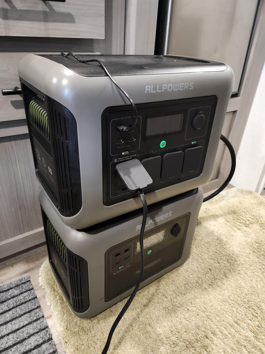 Customer photo review of ALLPOWERS R1500 Portable Power Station 1800W 1152Wh LiFePO4 Battery