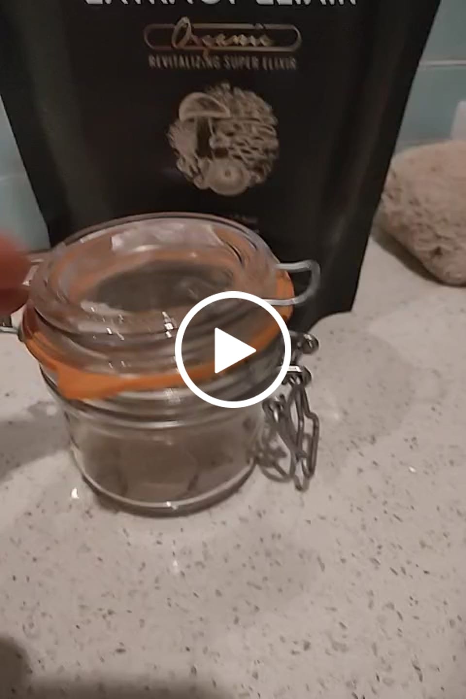 Customer video review of Organic 7 Mushroom Extract - Chaga, Reishi, Cordyceps, Maitake, Shiitake, Lion's Mane, Turkey Tail