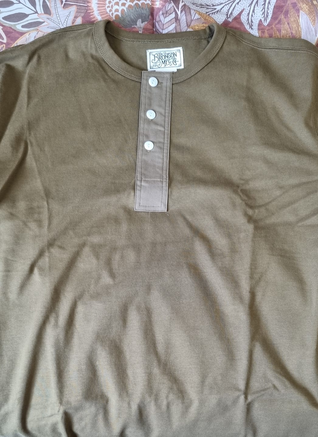 Customer photo review of Vintage Short Sleeve Henley T-Shirt - Olive