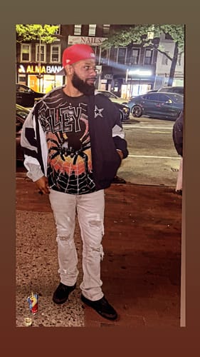 Customer photo review of Vale Forever Widow Tee Black