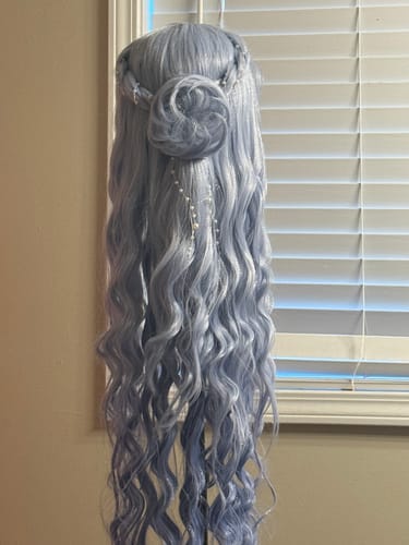 Customer photo review of KOOLLIA- Honkai: Star Rail Robin Long Blue Hair Basic Wig