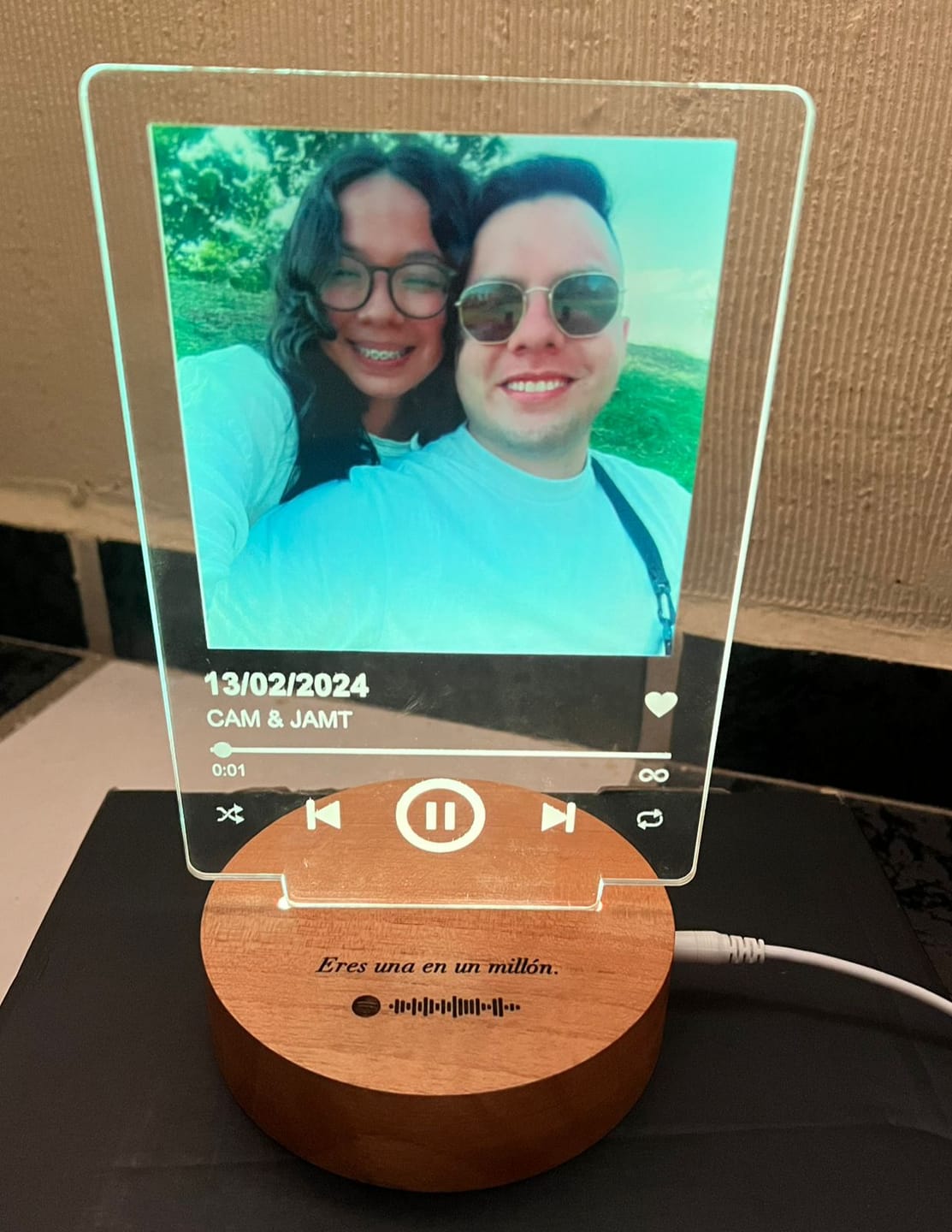 Customer photo review of Lámpara Canción