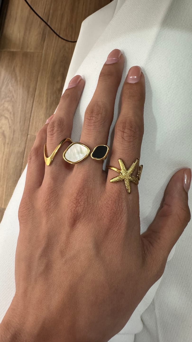 Customer photo review of Anillo Vera