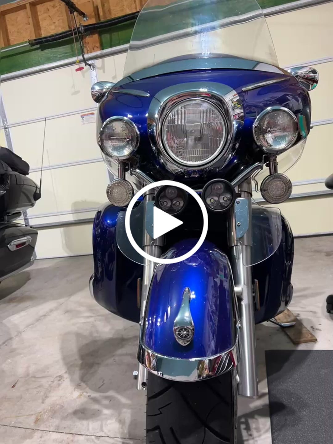 Customer video review of D3 LED Driving Light Pods with DataDim™ Technology