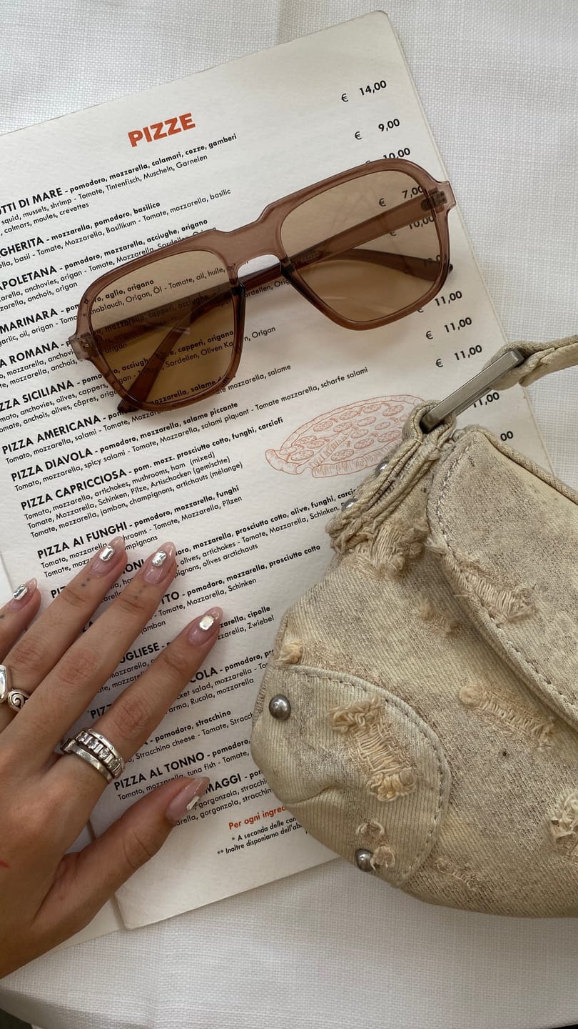 Customer photo review of Óculos Messina