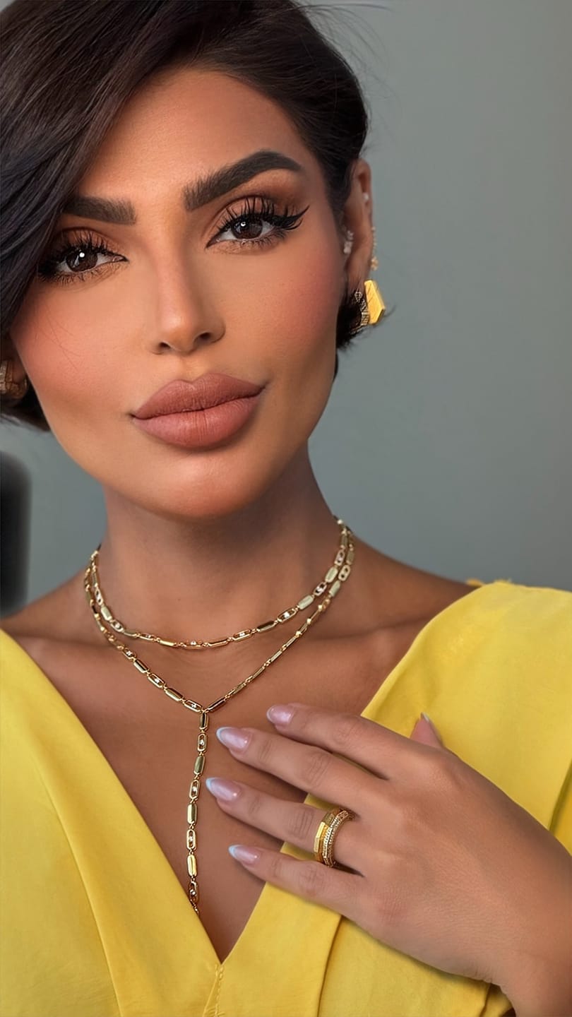 Customer photo review of Toulouse Drop Necklace